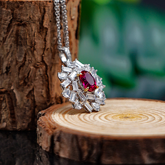 A particularly beautiful ruby necklace